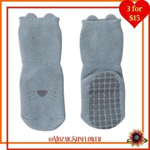 NEW Comfy Cozy Blue Kitten Face Stay-On Baby Socks With Grips On Bottom 6-12 Mo